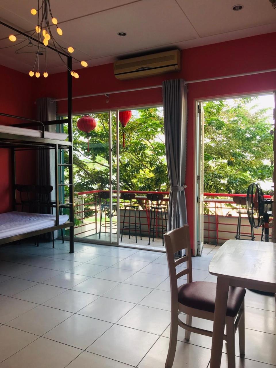 Trip House Hostel & Bistro Дананг Экстерьер фото